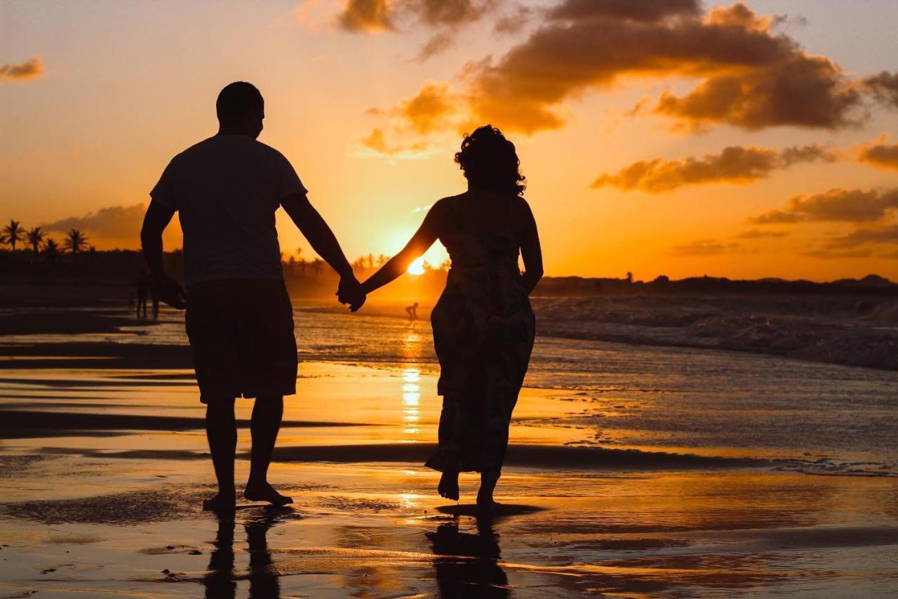 Breezy Beachfront Bali-Style Haven 180 Degree Oceanview Hau'ula Esterno foto